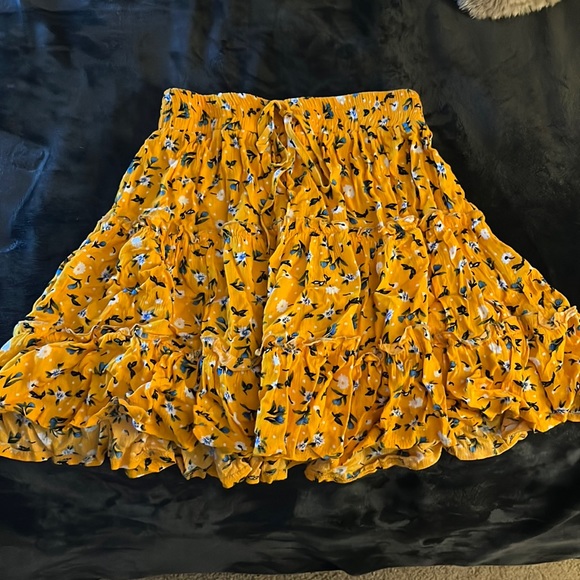 Brandy Melville Dresses & Skirts - skirt